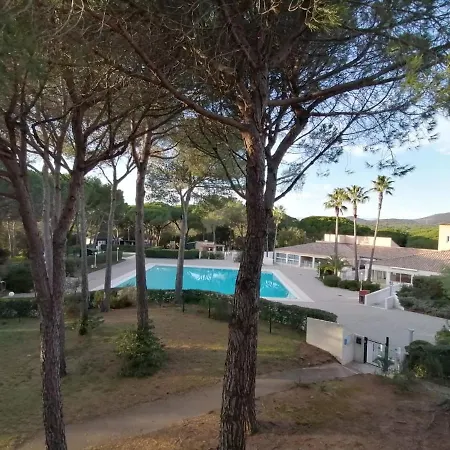 Residences Du Golf 아파트