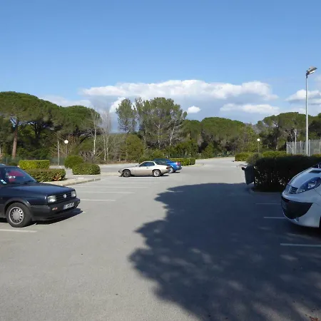 Residences Du Golf 아파트 *